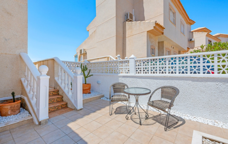 Sale - Half Vrijstaand Huis - Ciudad Quesada
