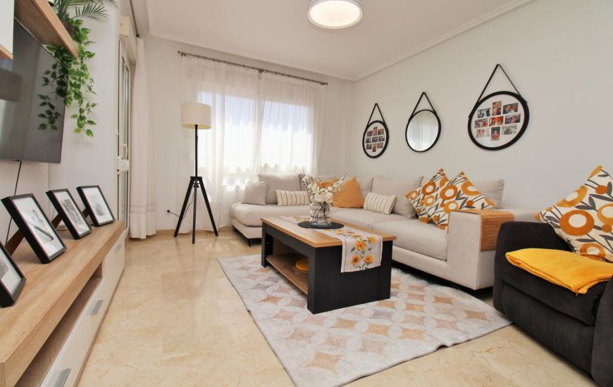 Sale - Apartament - Villamartin