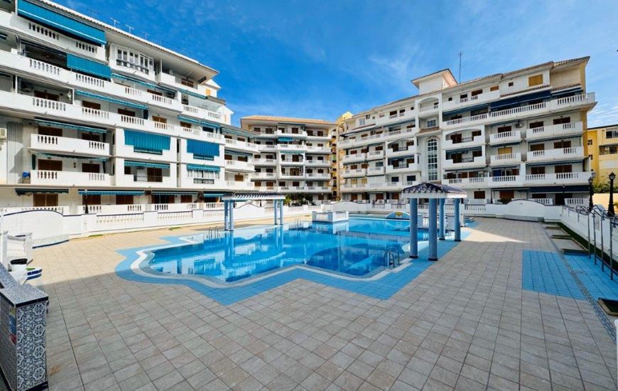 Sale - Apartments - 