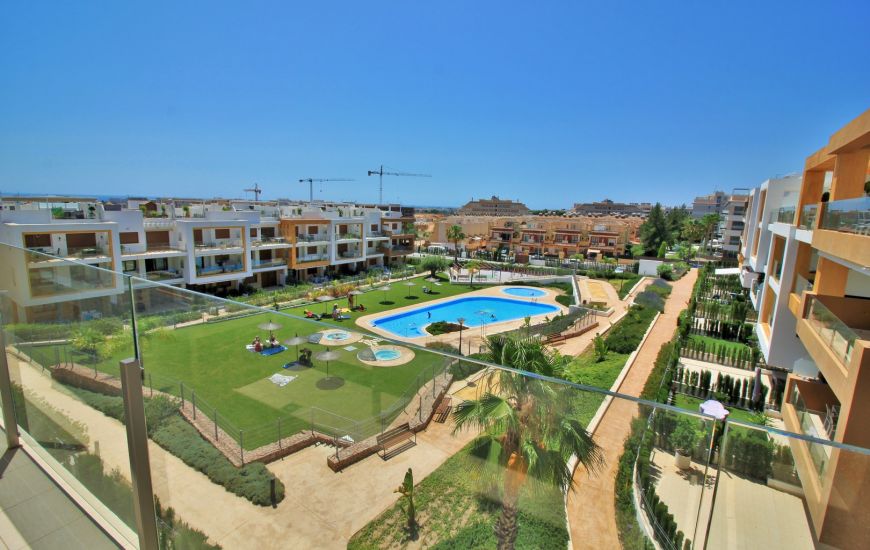 Sale - Apartments - Villamartin