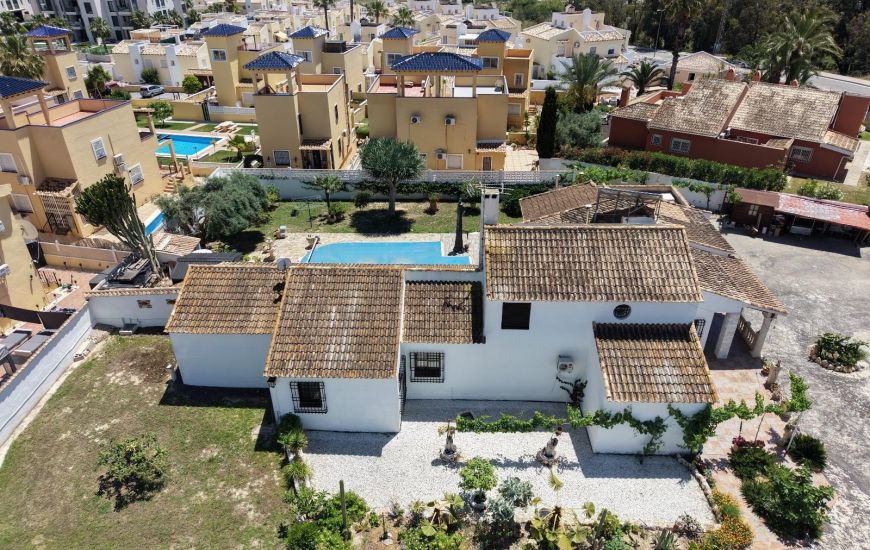 Sale - Villa - Orihuela Costa