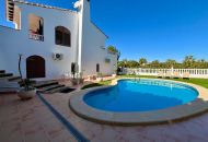 Sale - Villa - Villamartin