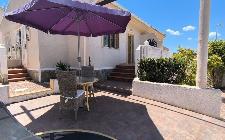 Sale - Half Vrijstaand Huis - Ciudad Quesada