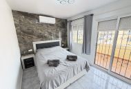 Sale - Villa - Villamartin