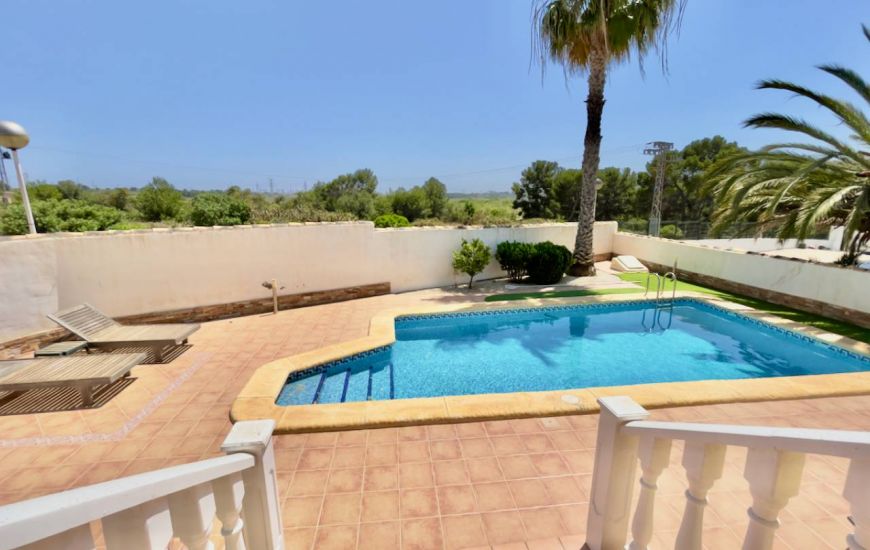 Sale - Villa - Benijófar - 