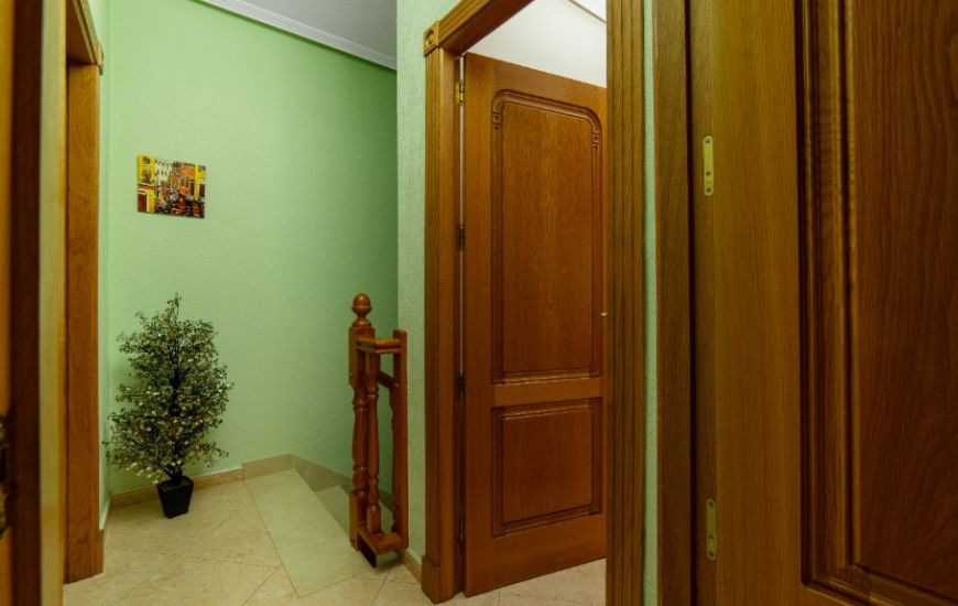 Sale - Villa - Los Altos