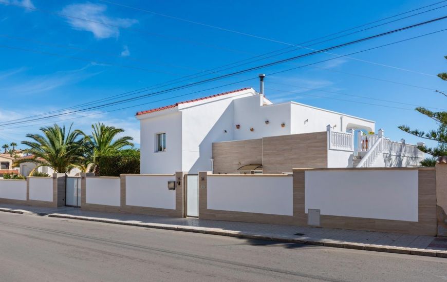 Sale - Villa - Ciudad Quesada