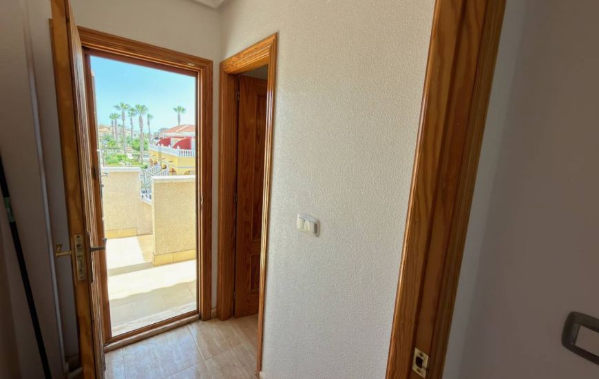 Venta - Villa - Algorfa