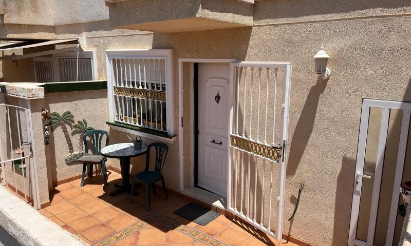 Sale - Apartments - Orihuela Costa