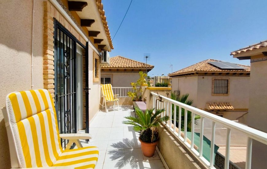 Sale - Semi Detached - Torrevieja