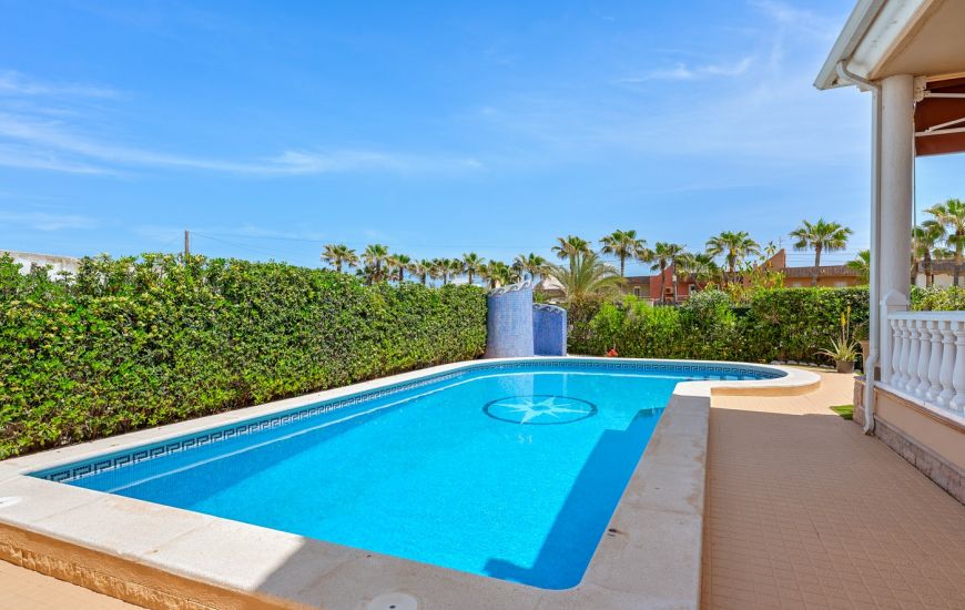 Sale - Villa - Torrevieja
