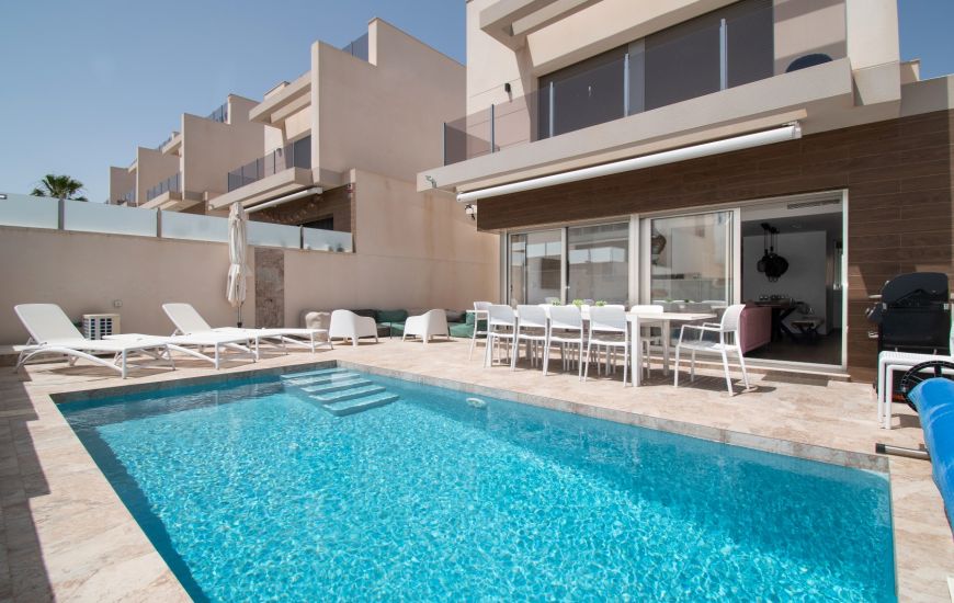 Sale - Villa - Orihuela Costa