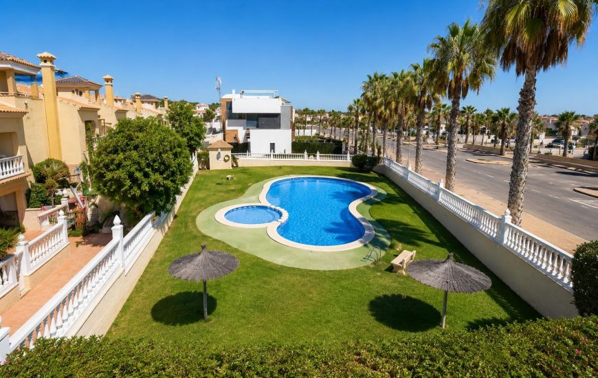 Sale - Apartments - Orihuela Costa