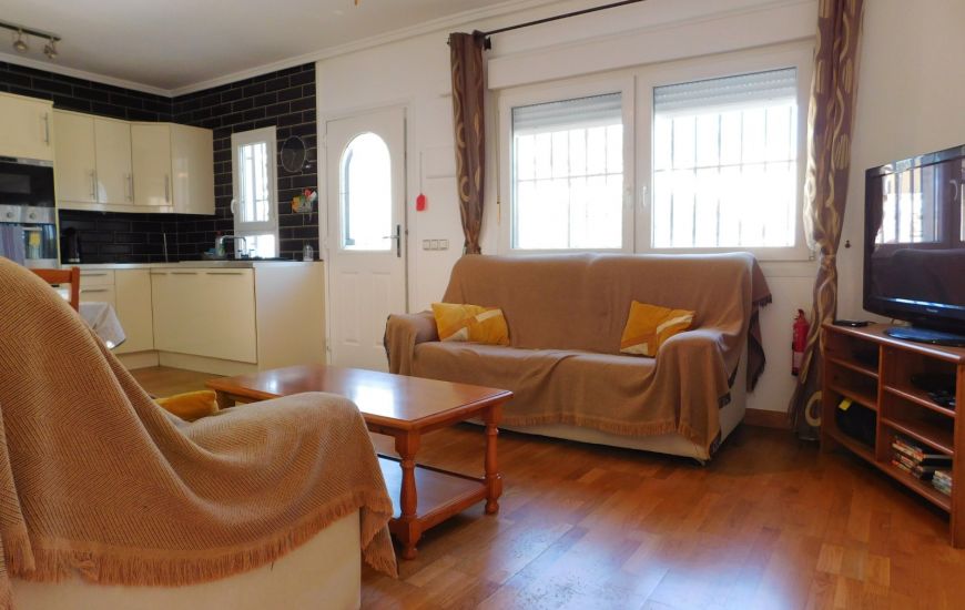 Sale - Half Vrijstaand Huis - Ciudad Quesada