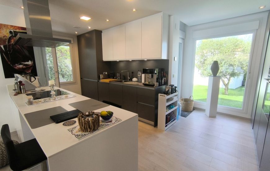 Sale - Villa - Algorfa