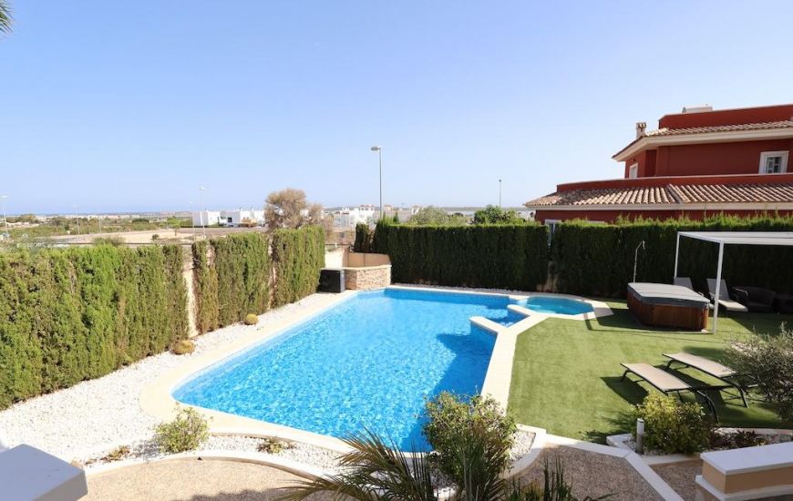 Sale - Villa - Ciudad Quesada