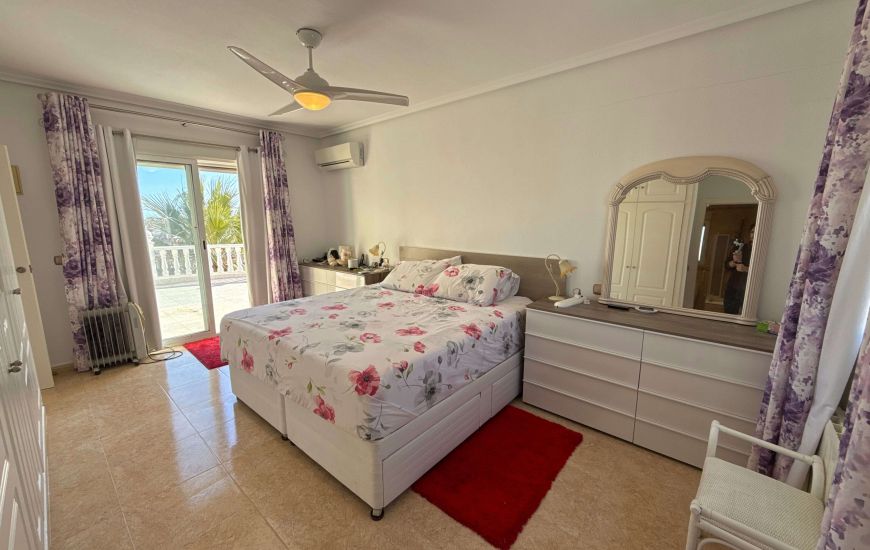 Venta - Villa - Villamartin
