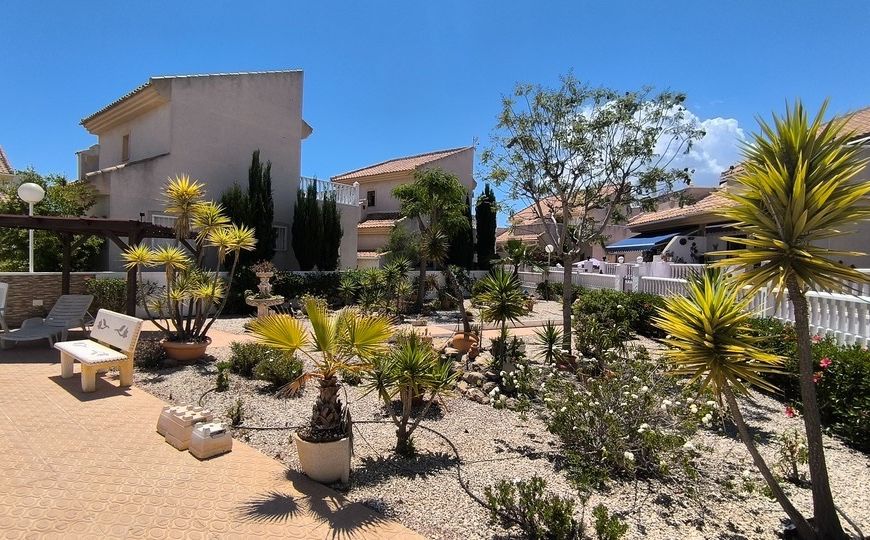 Sale - Half Vrijstaand Huis - Ciudad Quesada