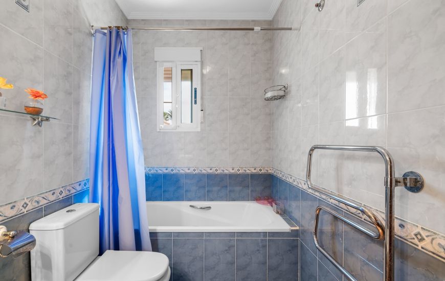 Venta - Villa - Guardamar del Segura