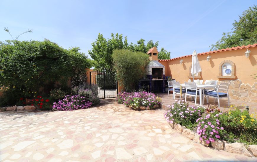 Sale - Country Property - Hondón de las Nieves