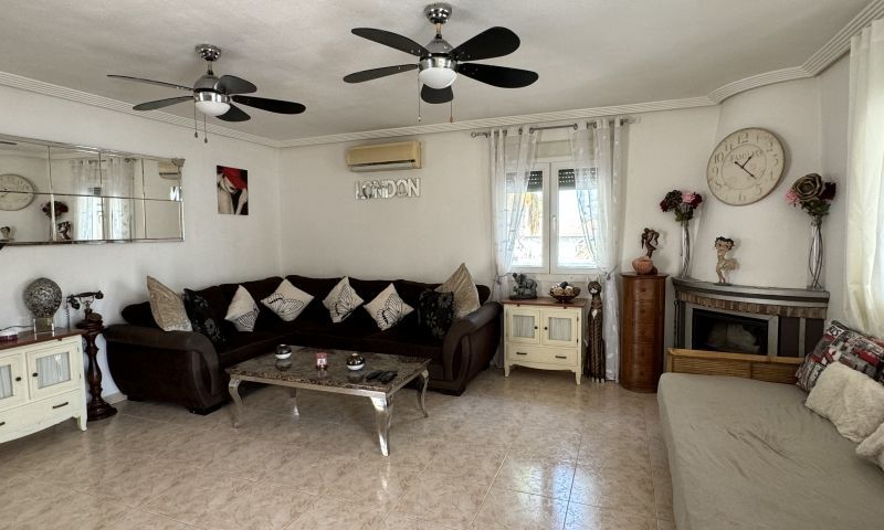 Sale - Villa - Torrevieja