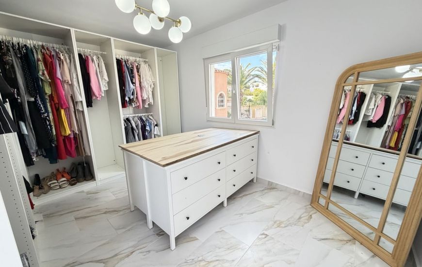 Sale - Villa - Orihuela Costa