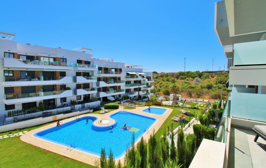 Sale - Apartments - Villamartin