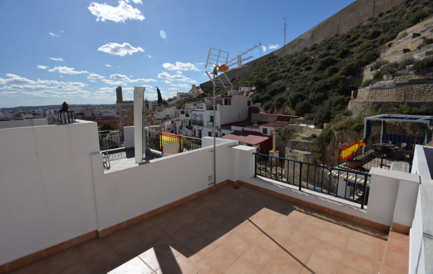 Sale - Townhouse - Alicante