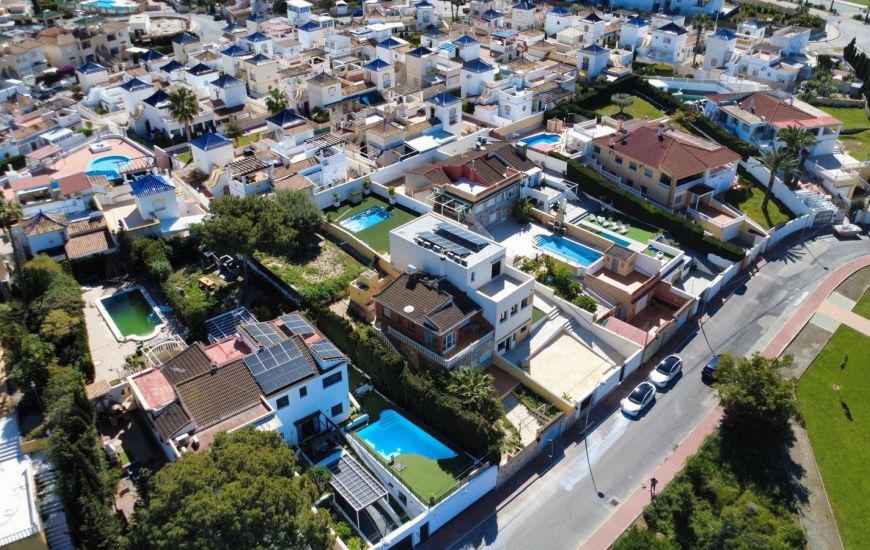 Sale - Villa - Torrevieja - 