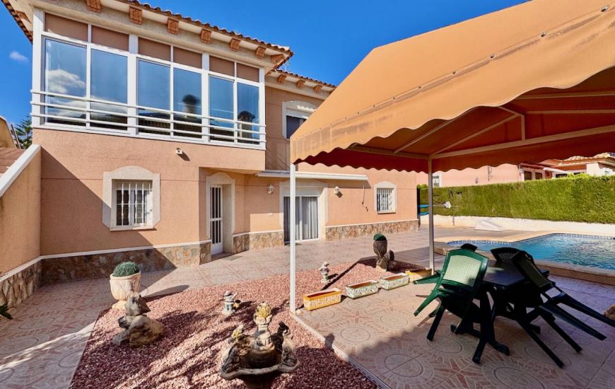 Sale - Villa - Benferri