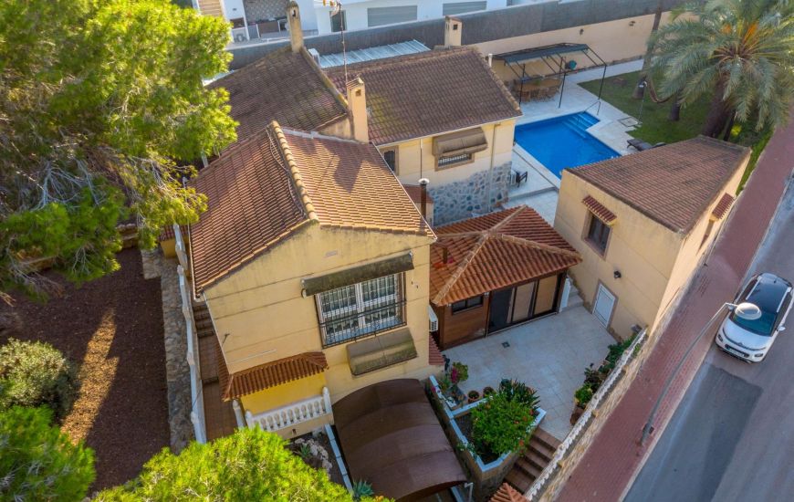 Venta - Villa - Torrevieja