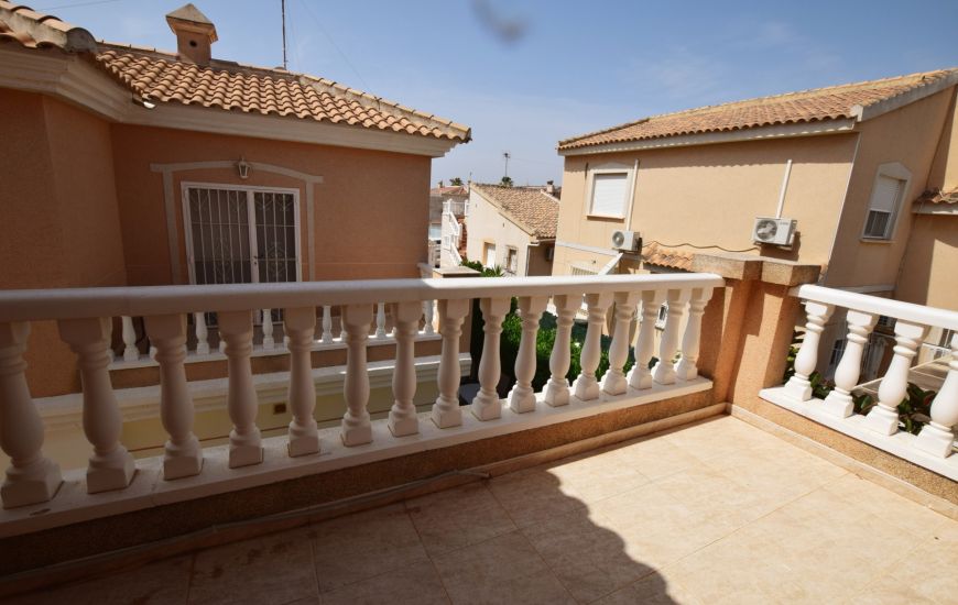 Sale - Half Vrijstaand Huis - Ciudad Quesada