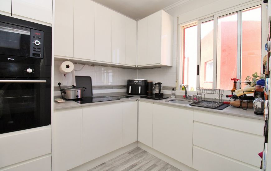 Sale - Rijtjeshuis - Villamartin