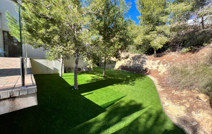 Venta - Villa - Las Colinas