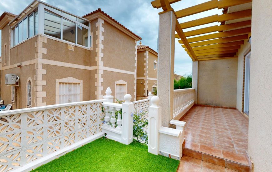 Sale - Townhouse - Villamartin