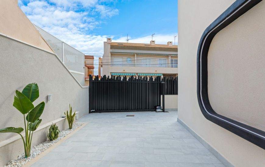 Sale - Half Vrijstaand Huis - Torre de La Horadada