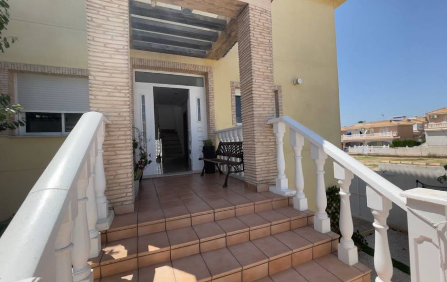 Sale - Villa - Benijófar - 