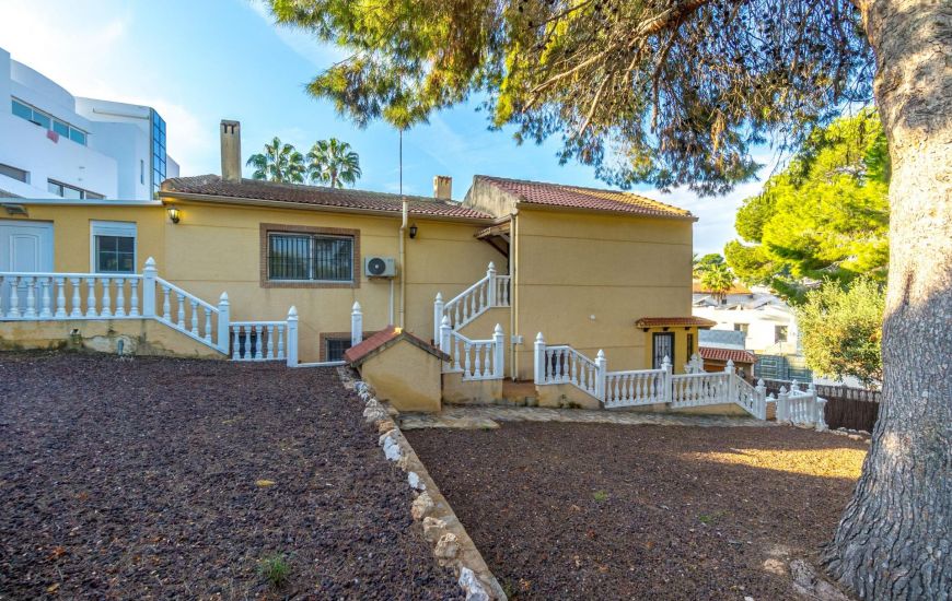 Venta - Villa - Torrevieja