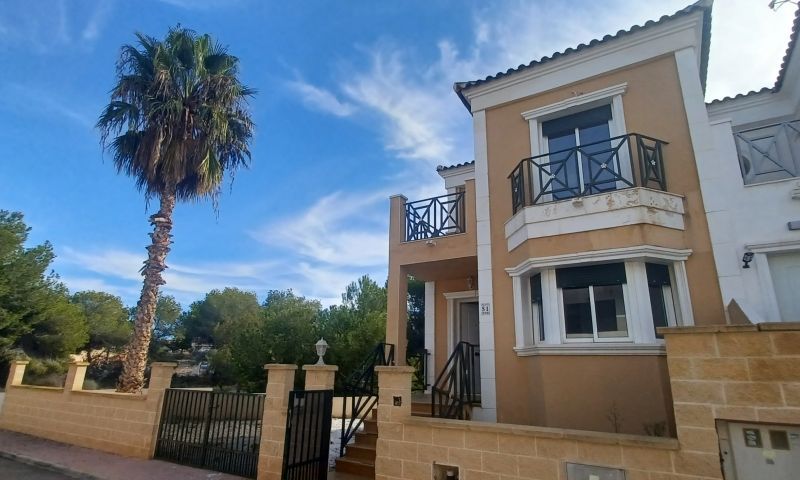 Venta - Villa - Orihuela