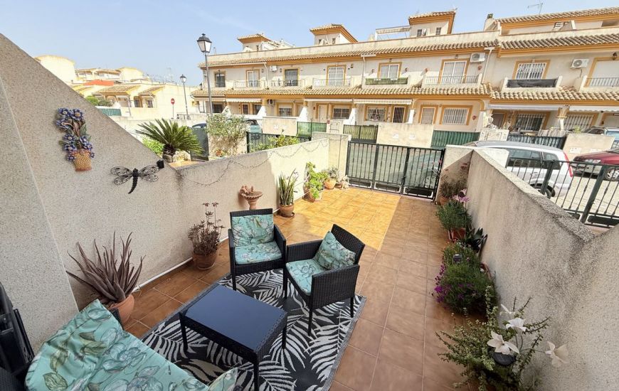 Venta - Adosado - Daya Nueva