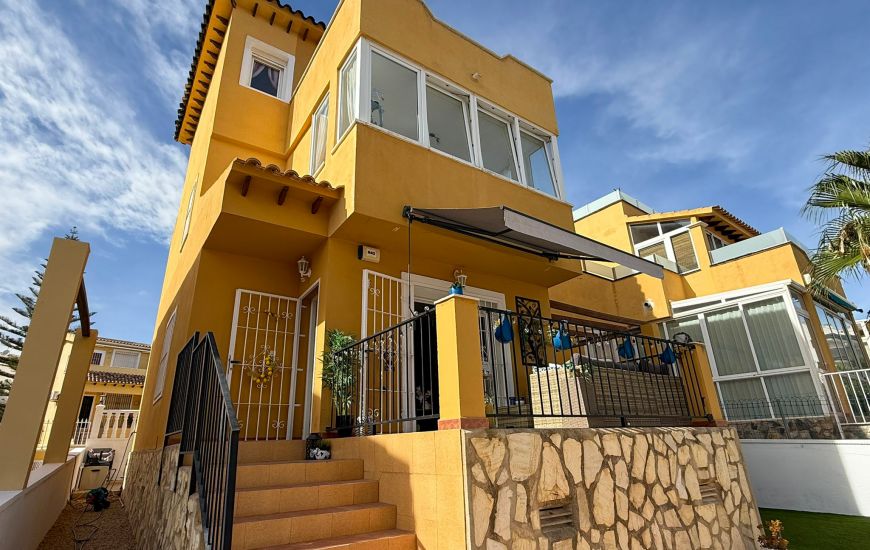 Sale - Villa - Orihuela Costa