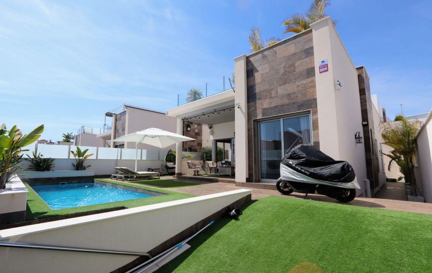 Sale - Villa - Orihuela Costa
