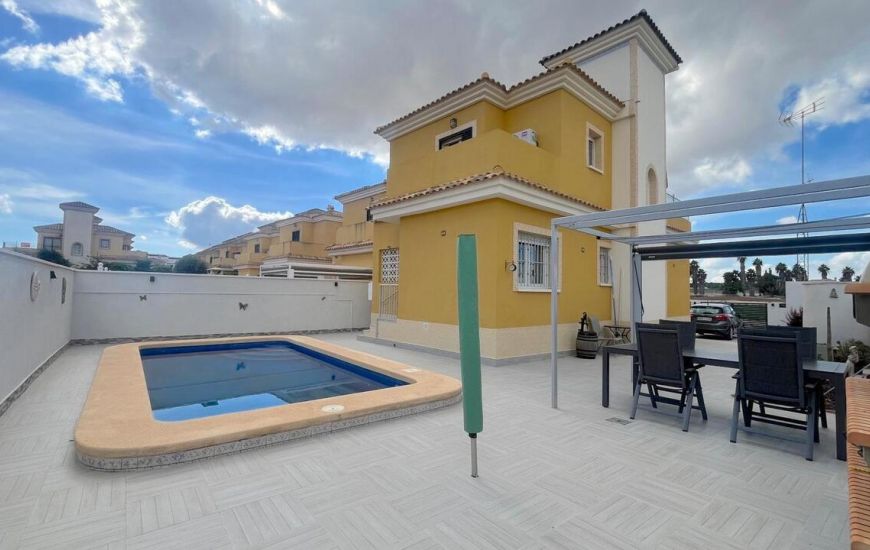 Sale - Villa - Algorfa