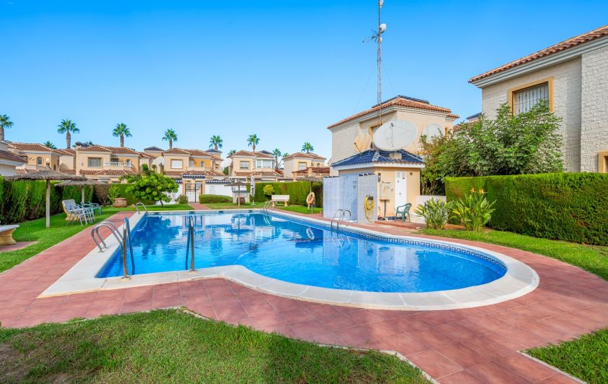 Venta - Villa - Guardamar del Segura
