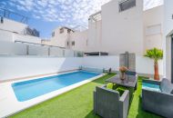 Venta - Villa - Torrevieja