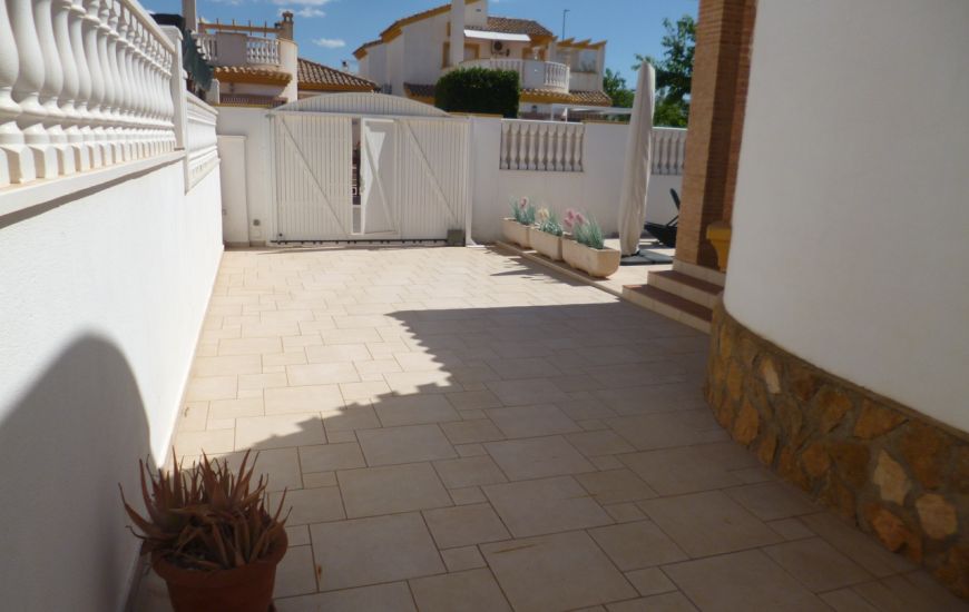 Sale - Villa - Pilar de la Horadada