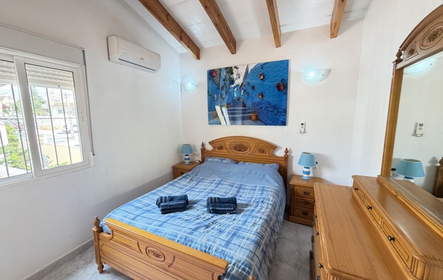 Sale - Villa - Villamartin