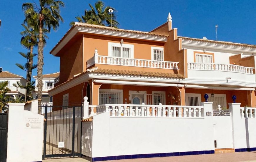 Sale - Half Vrijstaand Huis - Ciudad Quesada