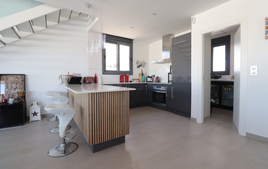 Sale - Villa - Benimar