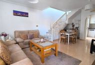 Sale - Half Vrijstaand Huis - Ciudad Quesada